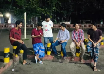 ৪ আগস্ট রাতে যেভাবে গুজব রুখে দিয়েছিল একটি ছবি