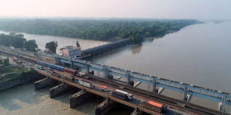 গঙ্গার পানিবণ্টন চুক্তি নবায়নে আলোচনায় বসছে বাংলাদেশ-ভারত