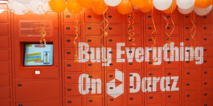 ডেলিভারি খরচ কমাতে দেশে ডিজিটাল লকার বিপ্লব: মেট্রোস্টেশনেও মিলছে ‘ডিজিবক্স’ সেবা