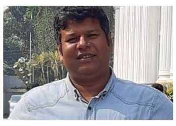 জাতীয় বিশ্ববিদ্যালয়ের সনদও জালিয়াতি,জাবি কর্মকর্তা ফিরোজের ডিগ্রি নিয়ে তদন্তে নতুন তথ্য